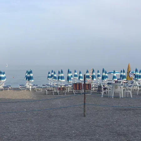 Liliana Naxos Beach * Giardini Naxos